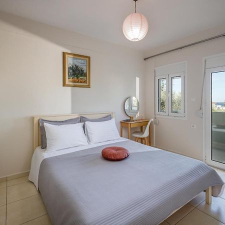 4 Seasons Villa-Sea View ヘルソニソス エクステリア 写真