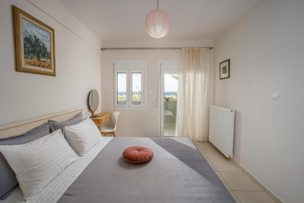 4 Seasons Villa-Sea View ヘルソニソス エクステリア 写真